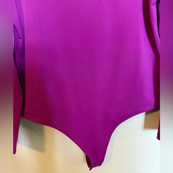 Express body contour size extra large bodysuit - Picture 3 of 6